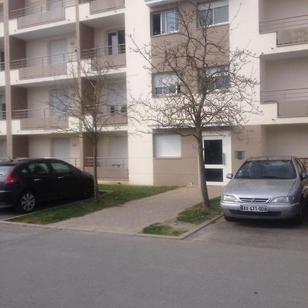 Les Jardins La Charbonniere Apartment Montevrain Exterior photo